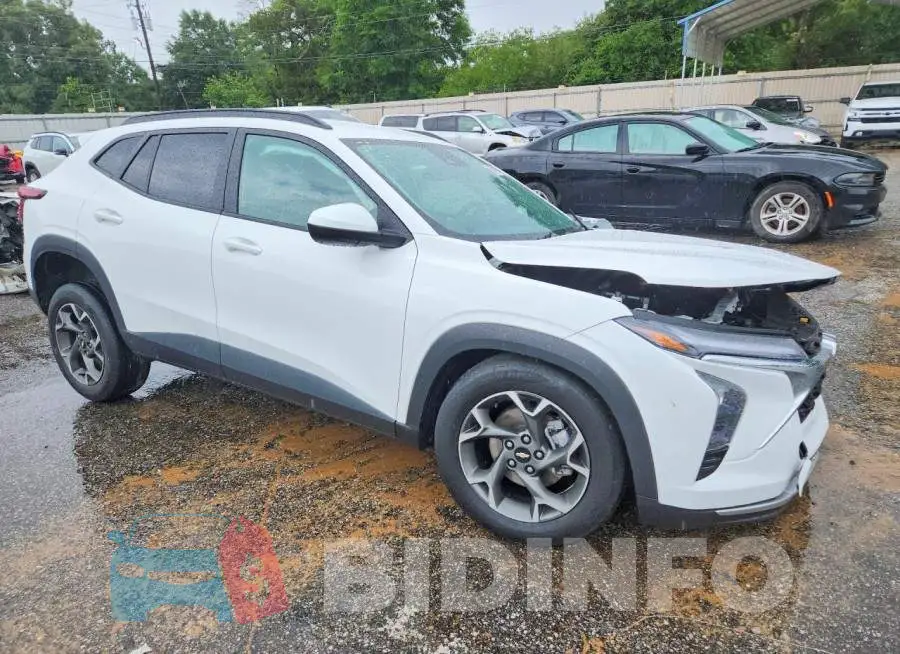 KL77LHE24RC242328 Photo# 4