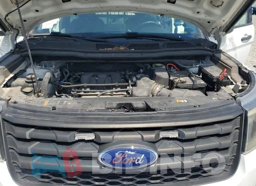 1FM5K8AR3JGC74342 Photo# 12