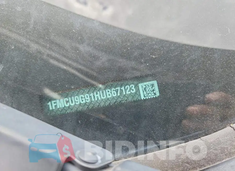 1FMCU9G91HUB67123 Photo# 13