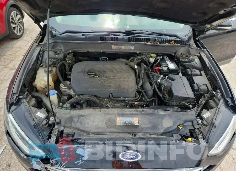 3FA6P0HD7HR111384 Photo# 11