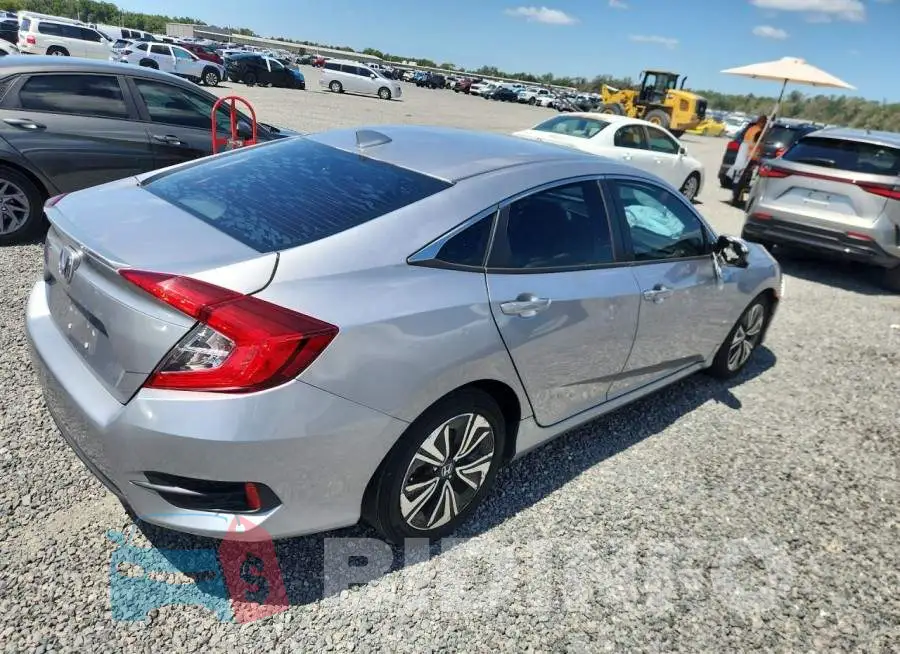 19XFC1F30HE027601 Photo# 3