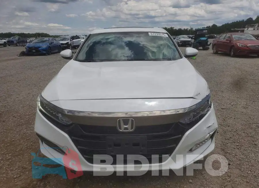 1HGCV1F33KA156571 Photo# 5