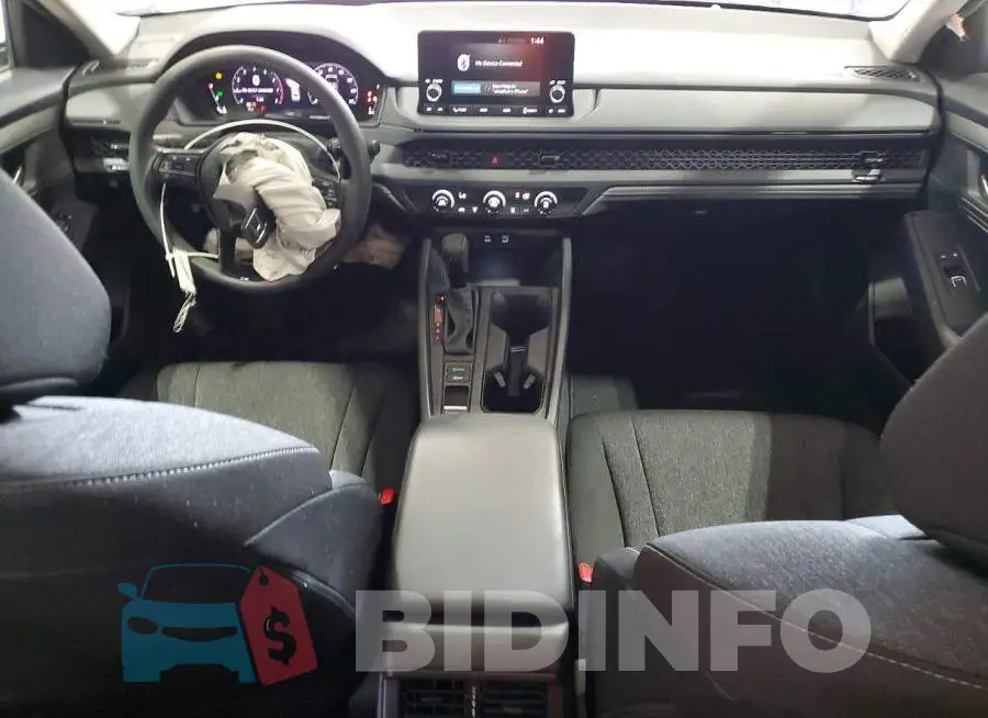 1HGCY1F29SA041102 Photo# 8