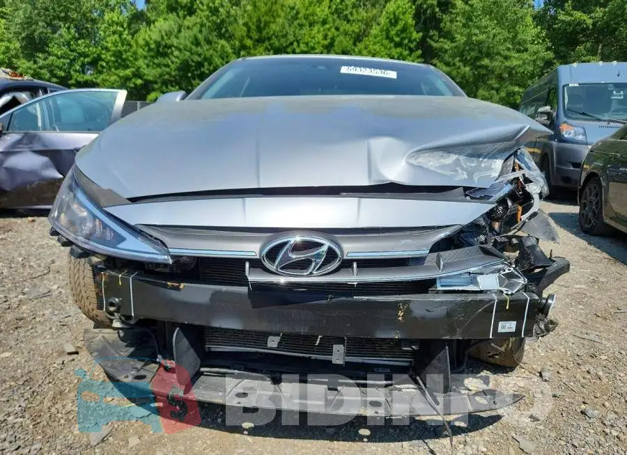 KMHD84LF2LU107237 Photo# 5