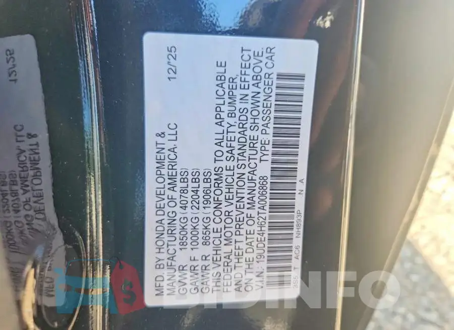 19UDE4H62TA006868 Photo# 12