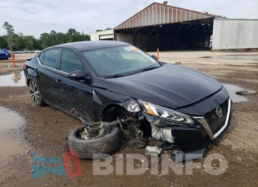 1N4BL4CV1KC118645 Photo# 4