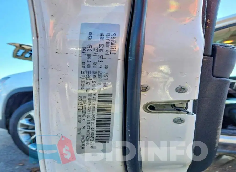 1C4PJMLB8KD192036 Photo# 13