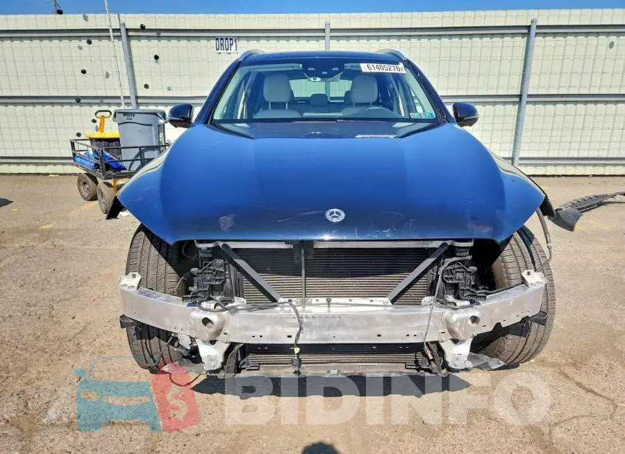 WDC0G8EB4LF689833 Photo# 5