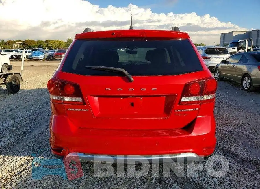 3C4PDCGBXJT252063 Photo# 6