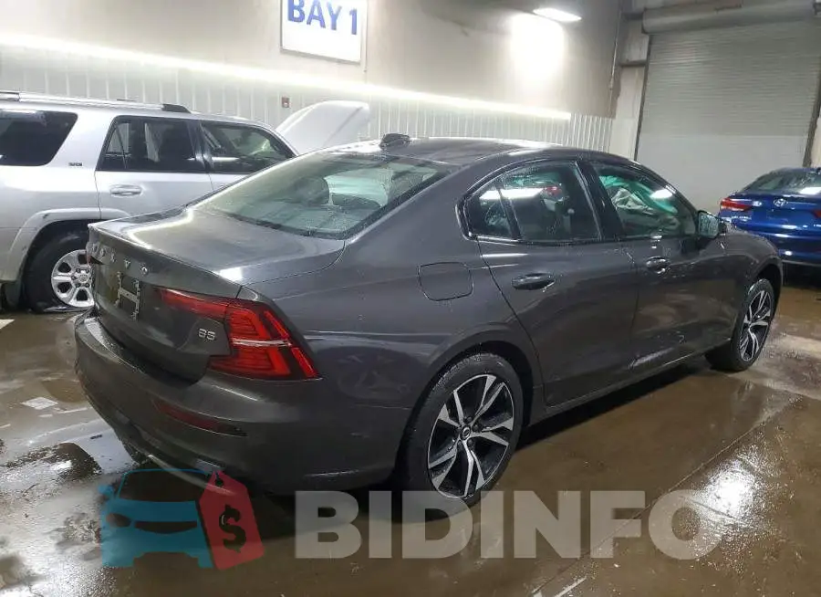 7JRL12FK9RG319093 Photo# 3