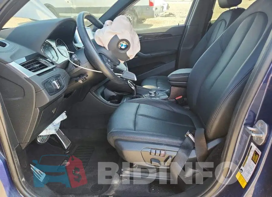 WBXJG7C03M5T44129 Photo# 7