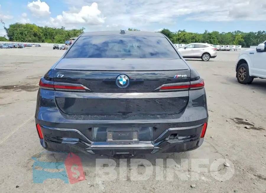 WBY83EH08RCR26734 Photo# 6