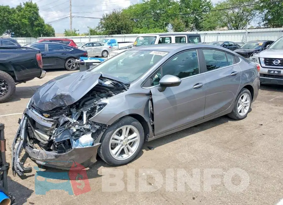 1G1BE5SM2J7204758 Photo# 1