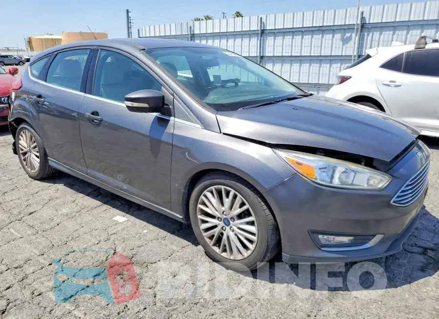 1FADP3N27JL283303 Photo# 4