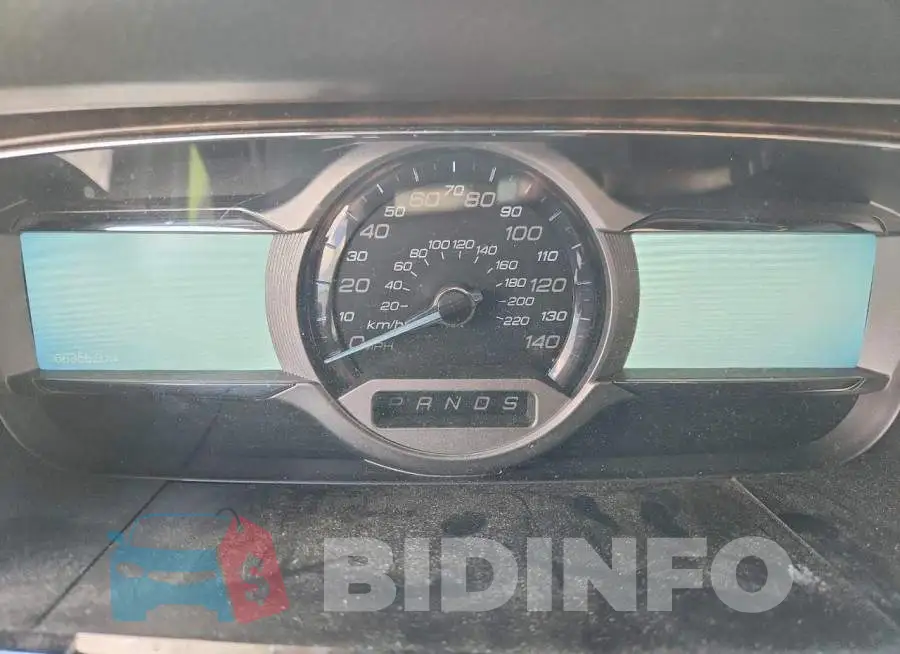 1FAHP2F82KG117988 Photo# 9