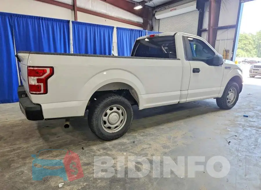 1FTMF1CBXKKD57633 Photo# 3