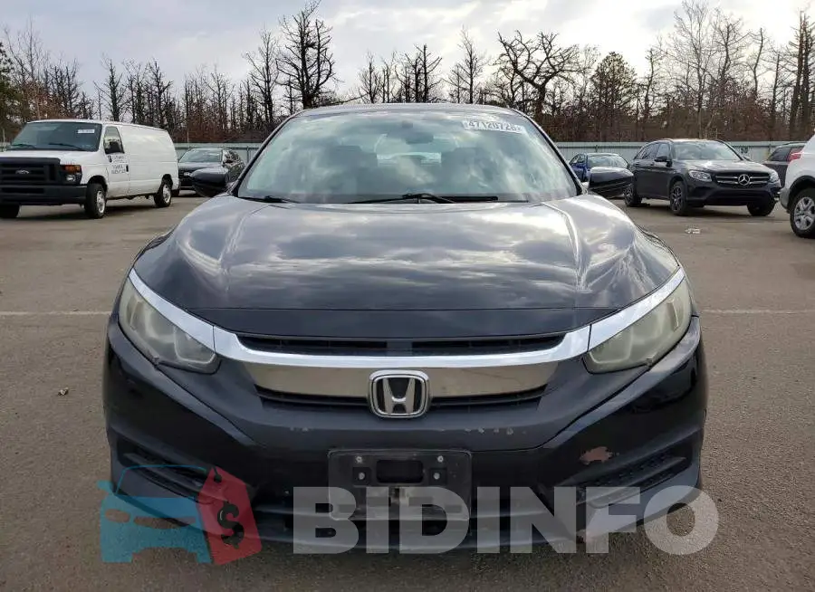 19XFC2F58HE211174 Photo# 5