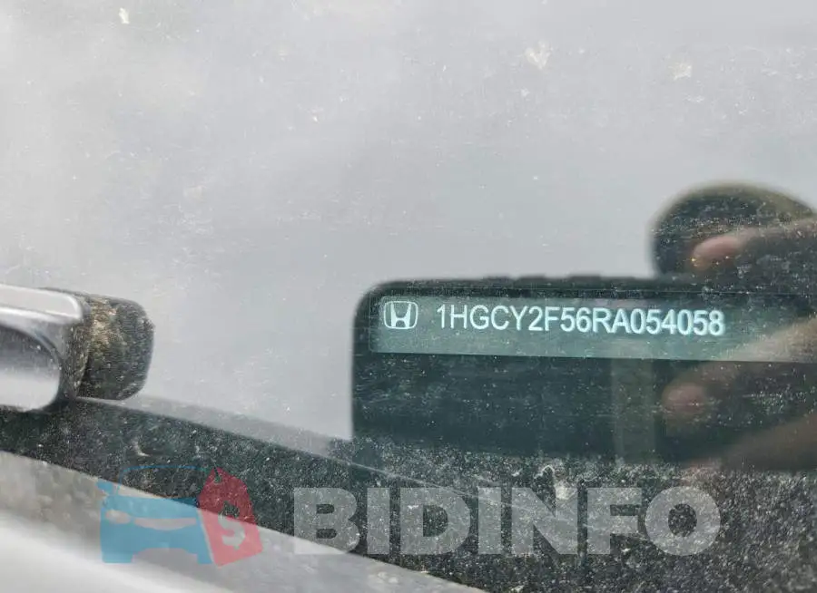 1HGCY2F56RA054058 Photo# 12