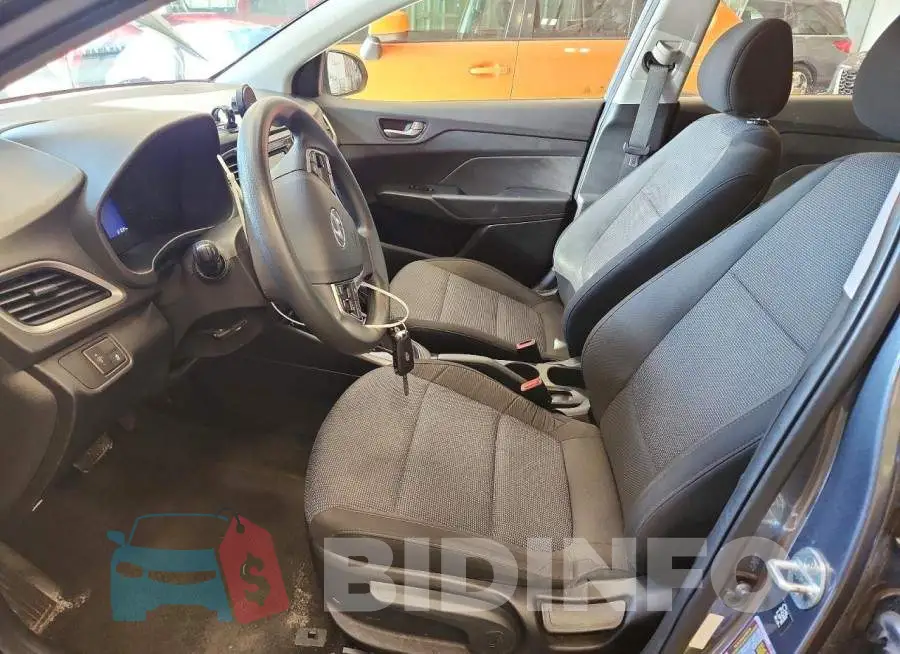3KPC24A33KE061893 Photo# 7