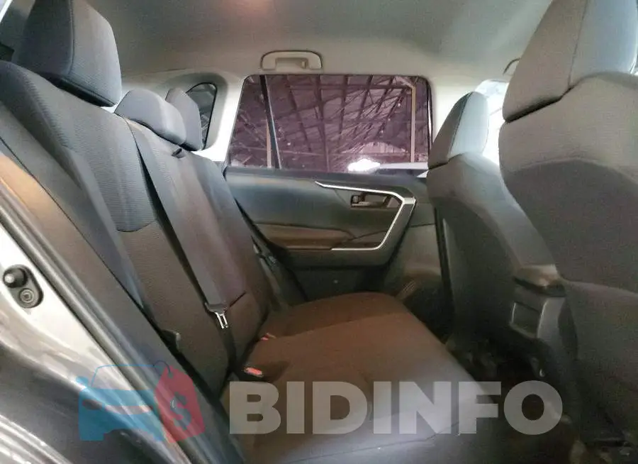 2T3F1RFV0MC172689 Photo# 10