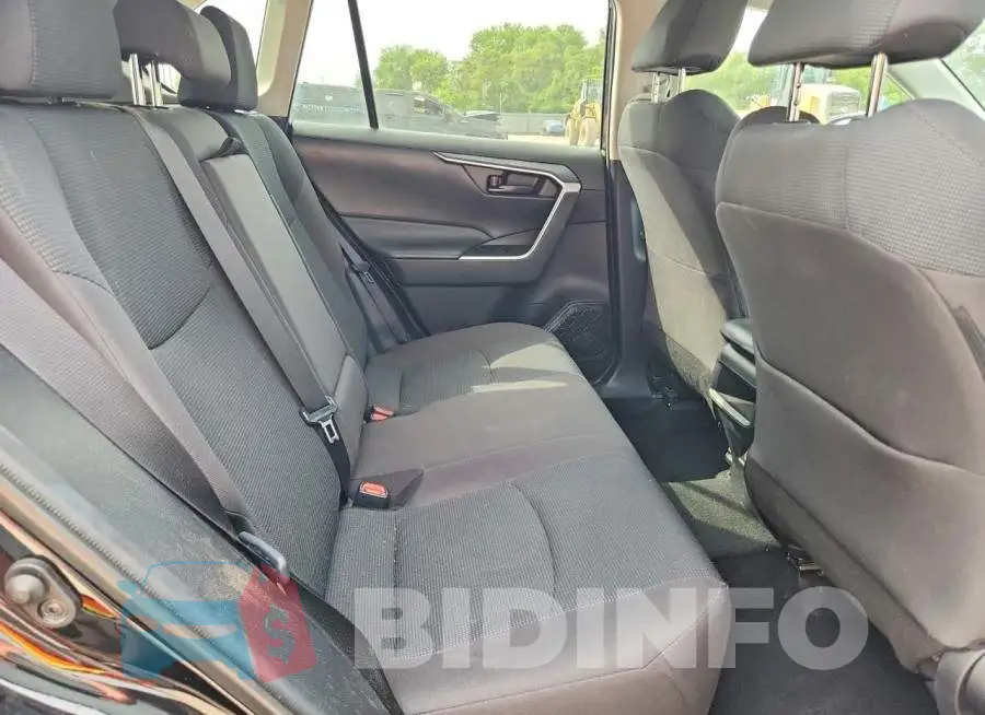 2T3F1RFV3MC173948 Photo# 11