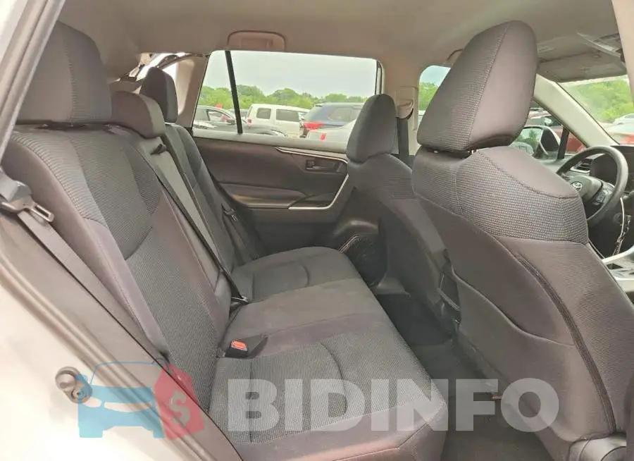2T3G1RFV8KW003326 Photo# 11