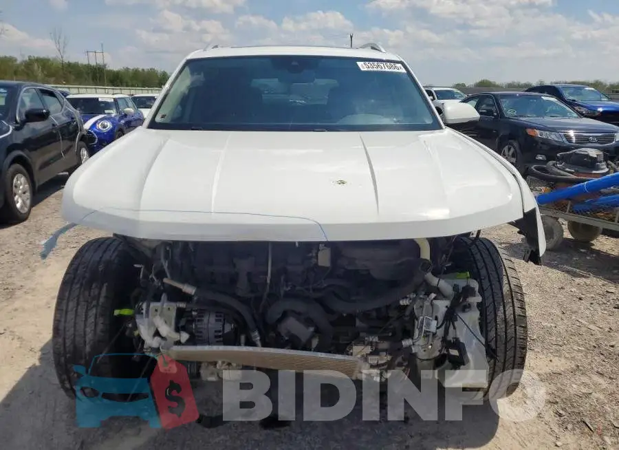 1V2ER2CA8KC554379 Photo# 5