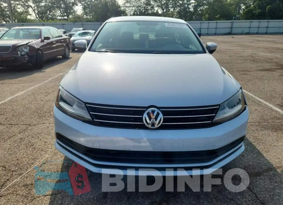 3VW2B7AJ1HM258567 Photo# 5