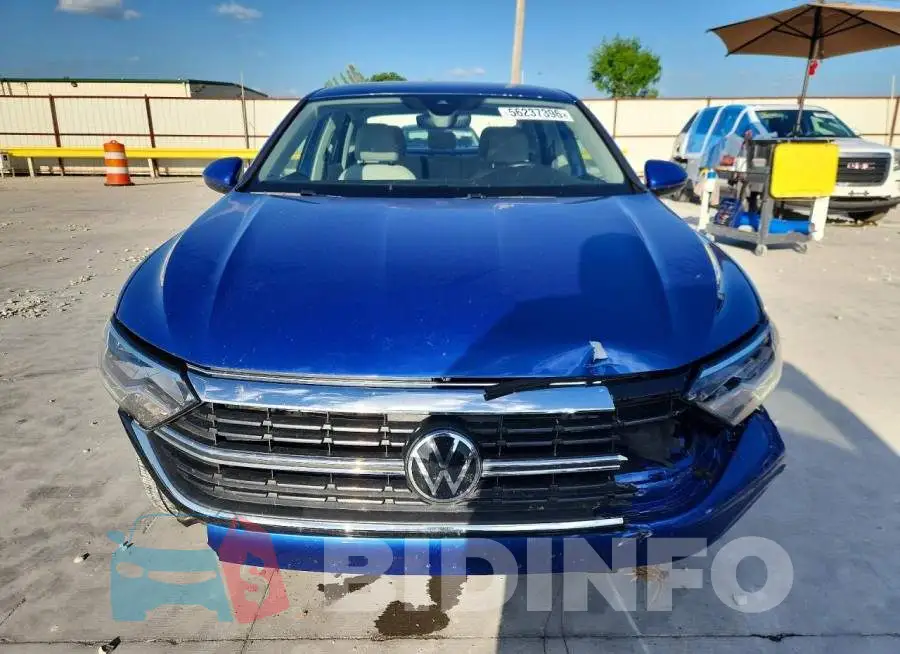 3VW5M7BU2PM022928 Photo# 5