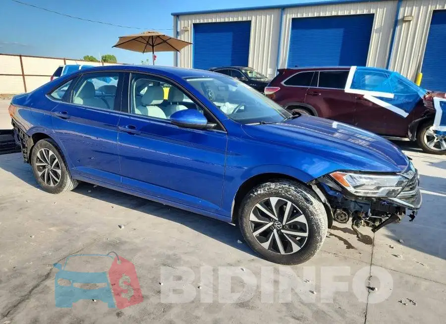 3VW5M7BU2PM022928 Photo# 4
