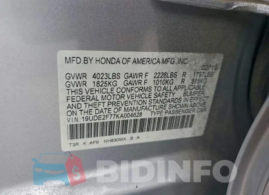 19UDE2F77KA004628 Photo# 12