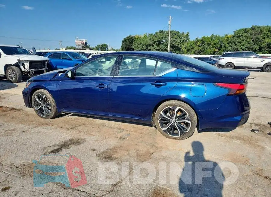 1N4BL4CV5PN305334 Photo# 2