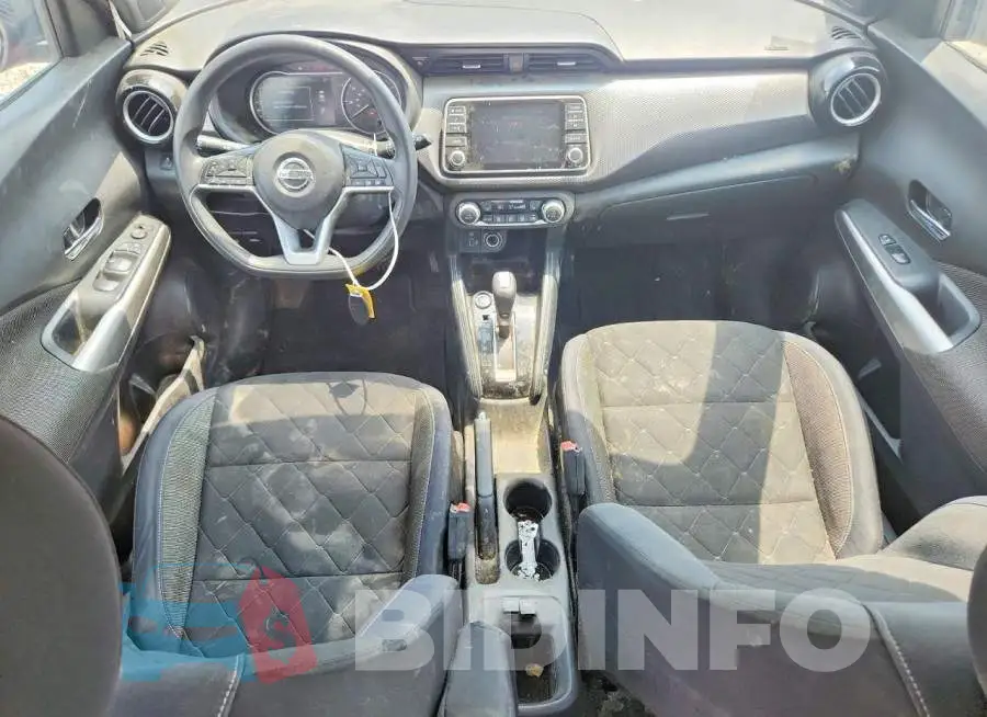 3N1CP5CU8JL512472 Photo# 8
