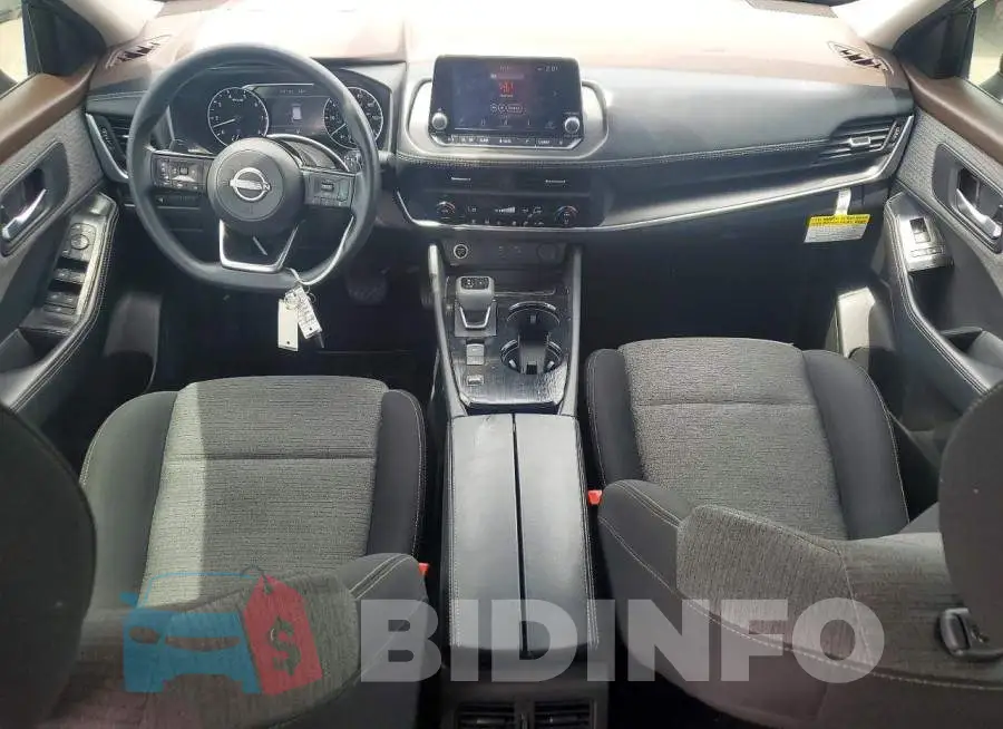 5N1BT3BA8PC819902 Photo# 8