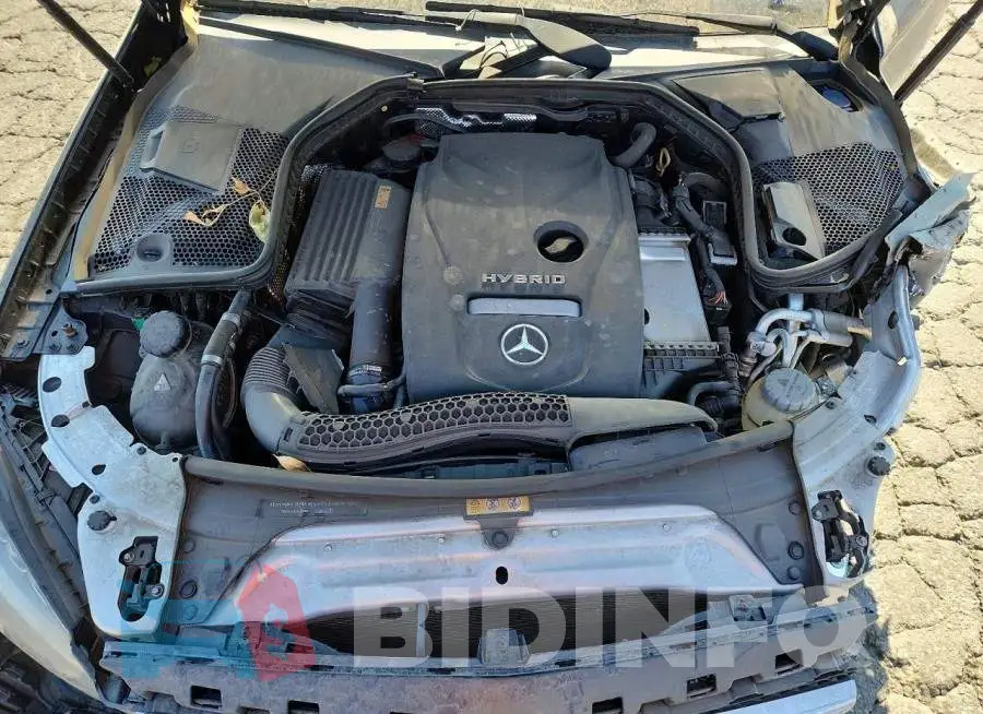 55SWF4HB6JU262421 Photo# 11