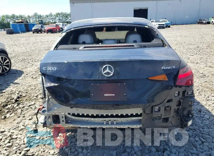 W1KAF4HB7SR265521 Photo# 6
