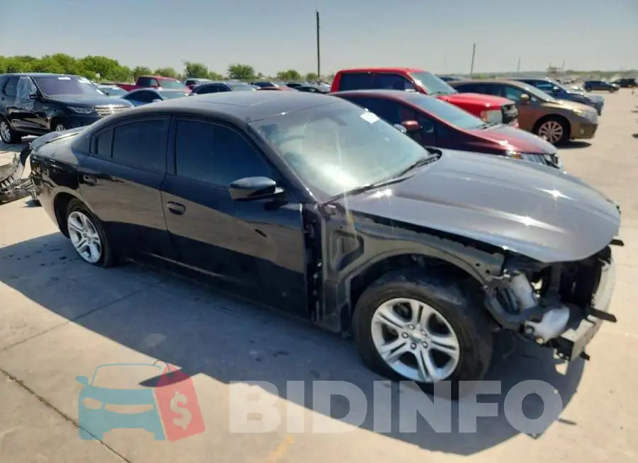 2C3CDXBG8NH212849 Photo# 4