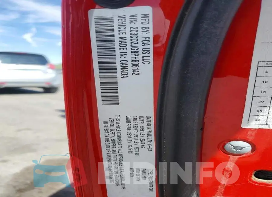 2C3CDZJG8PH606142 Photo# 12