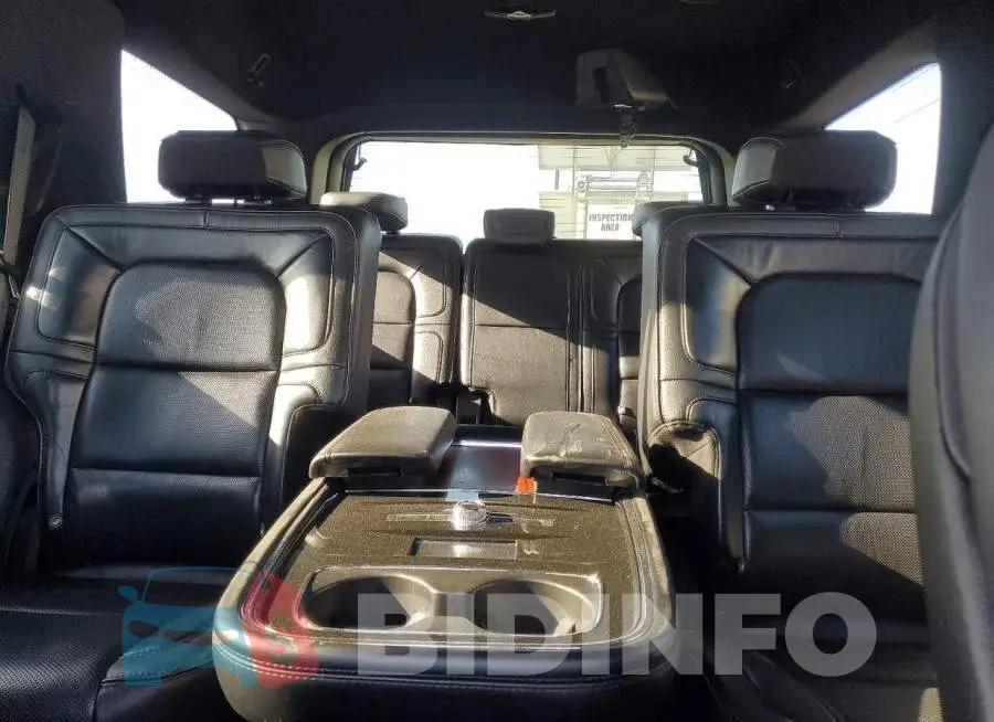 5LMJJ2LT1JEL21366 Photo# 10