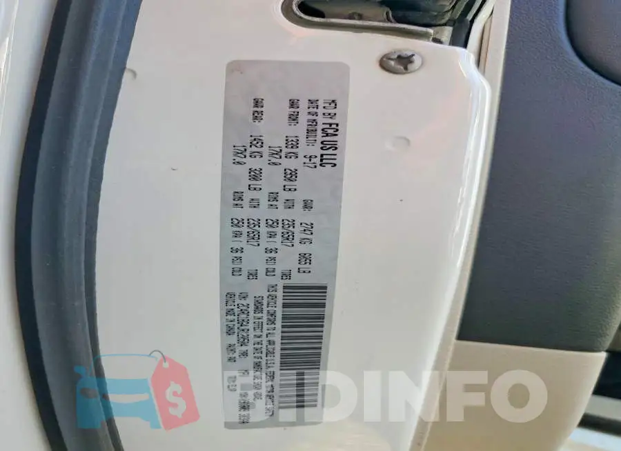 2C4RC1BG4JR120504 Photo# 13