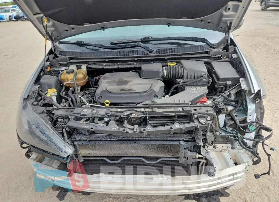 2C4RC1DG3MR525819 Photo# 12