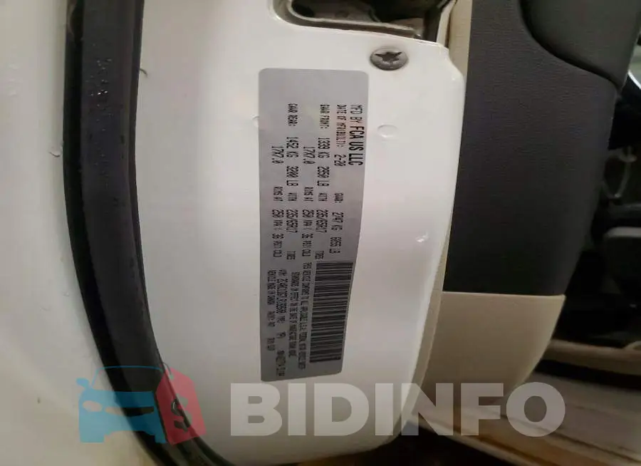 2C4RC1DG7LR182608 Photo# 13