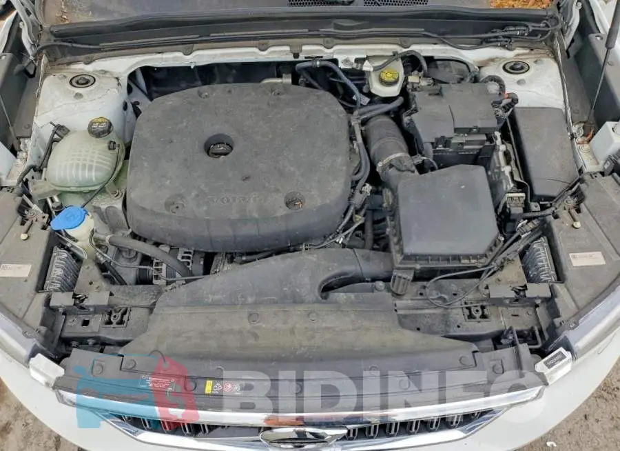 YV4162UL8K2049597 Photo# 12
