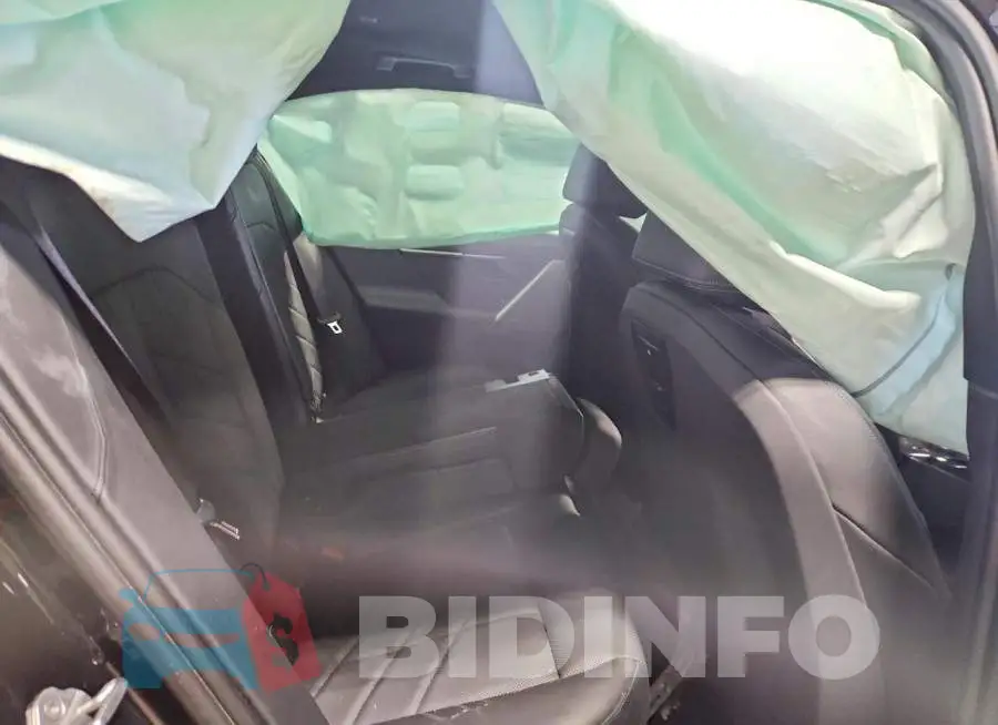 WBA63FJ05RCS51009 Photo# 11