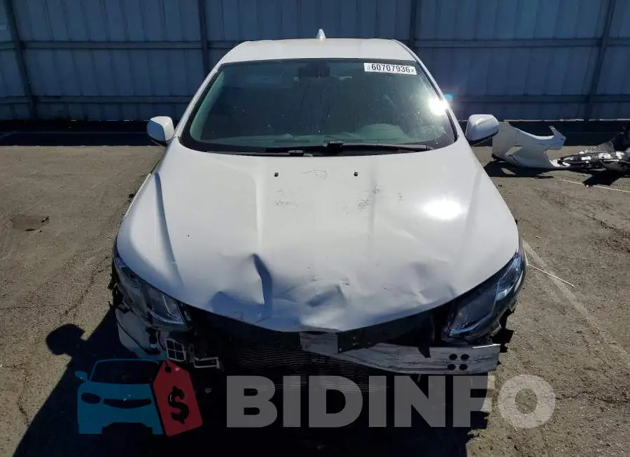 1G1RC6S52HU217833 Photo# 5