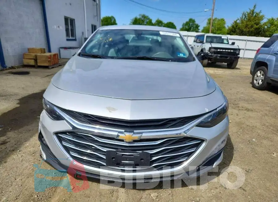 1G1ZD5ST4LF037725 Photo# 5