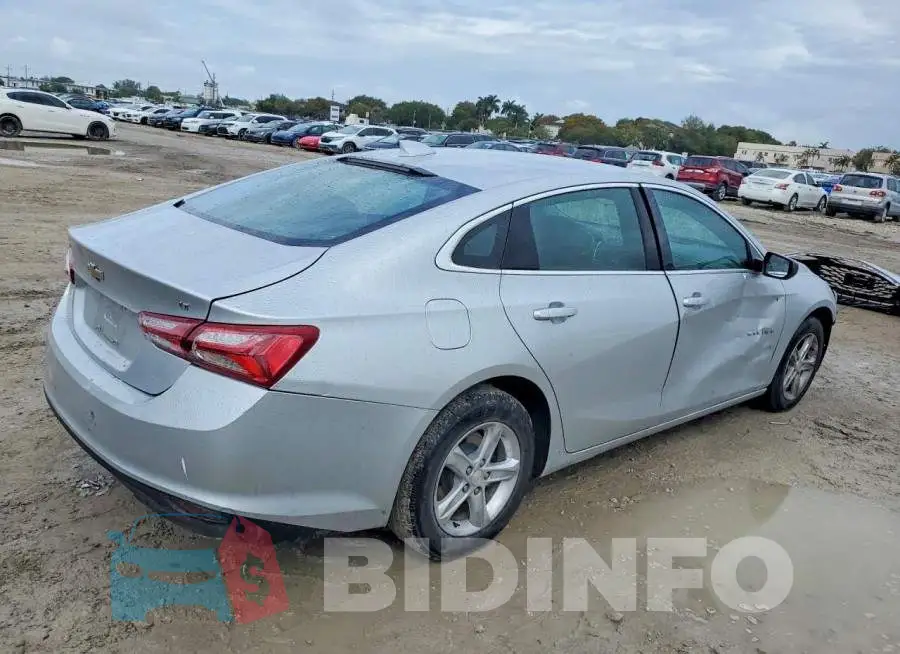 1G1ZD5ST4NF173100 Photo# 3