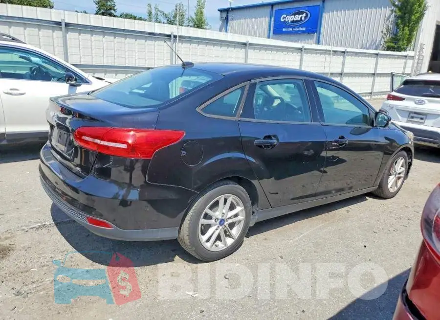 1FADP3F2XHL223833 Photo# 3