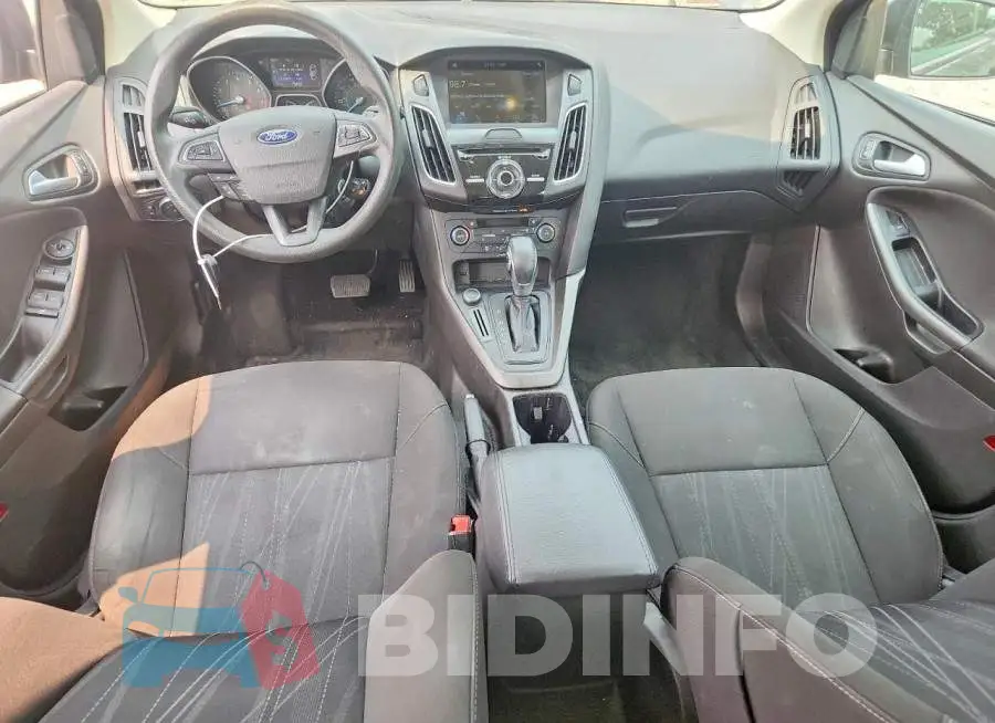 1FADP3M27HL202702 Photo# 8