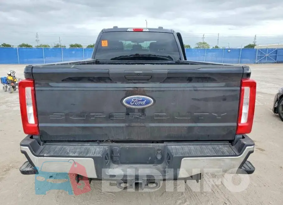 1FT8W3DT6SEC73750 Photo# 6